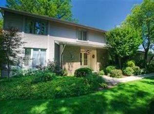 32800 Meadowlark Way, Pepper Pike, OH 44124