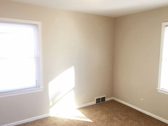 5th image of 2115 Kessler Boulevard North Dr