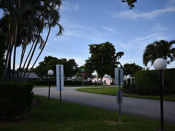 3rd image of 2401 Del Aire Blvd APT 202