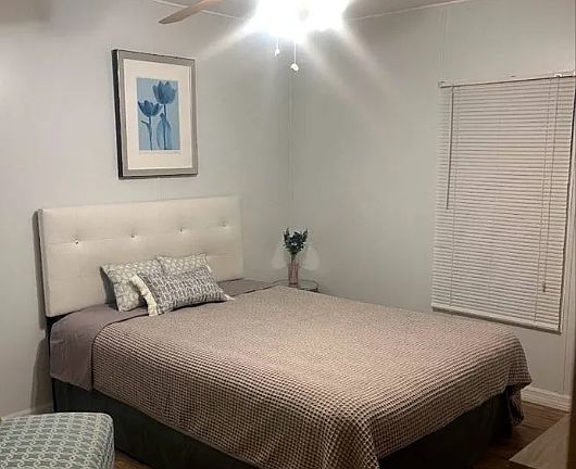 5th image of 7611 Seville Ave