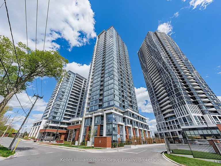 15 Wellington St S #2402 — Photo 1