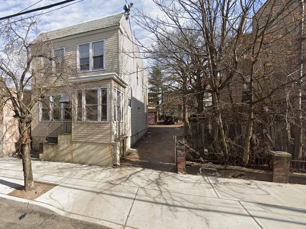 214 65th St Floor 2, West New York, NJ 07093