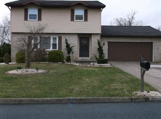 3250 Reeve Dr E, Bethlehem, PA 18020