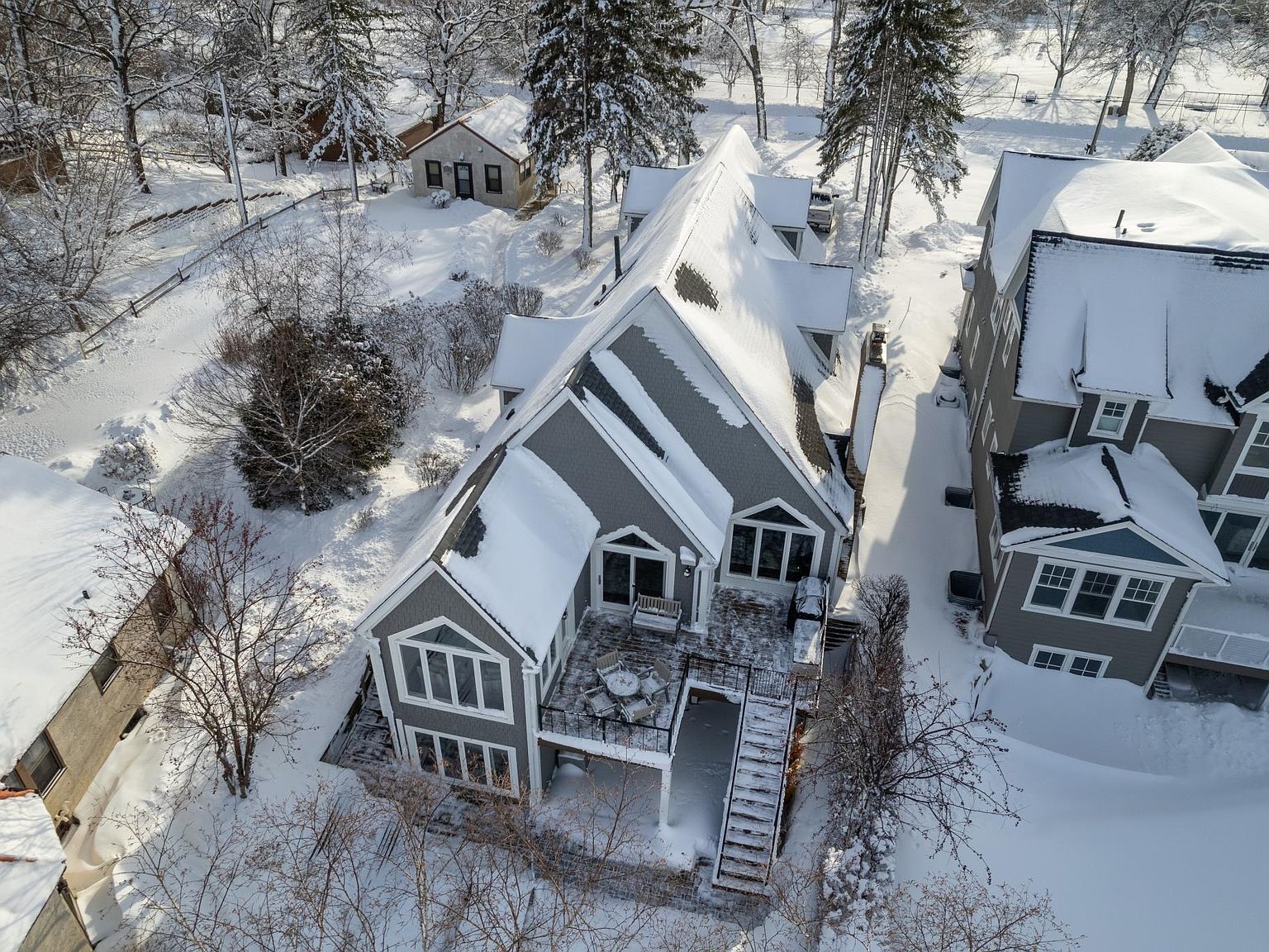 246 Peninsula Rd, Medicine Lake, MN 55441 Zillow