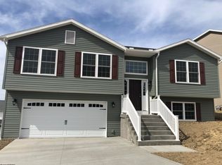 40 Summers Ridge Rd, Morgantown, WV 26508