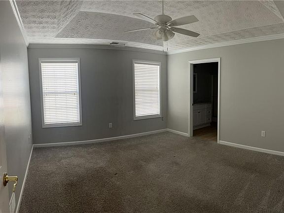 5th image of 948 Village View Cir