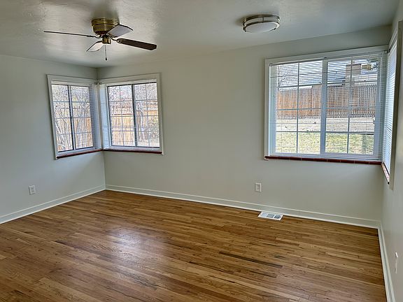 Family/dining room