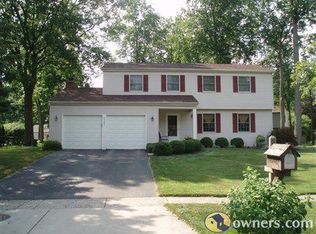 5537 Brixton Dr, Sylvania, OH 43560