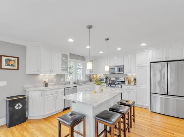 41 Bynner St #41, Jamaica Plain, MA 02130