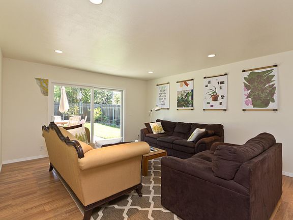 3rd image of 7448 San Carpino Dr