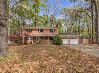 449 Summer Dr, Newport News, VA 23606