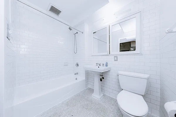 Rented by The Downtown LLC | media 19