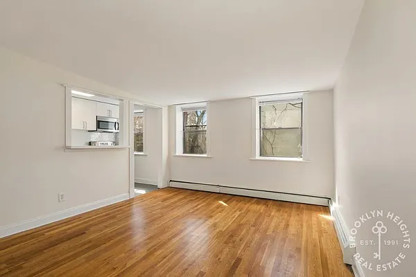 Rented by Brooklyn Heights Real Estate Inc | media 7