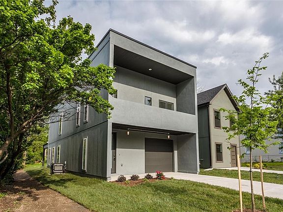 3rd image of 3322 Tracy Ave