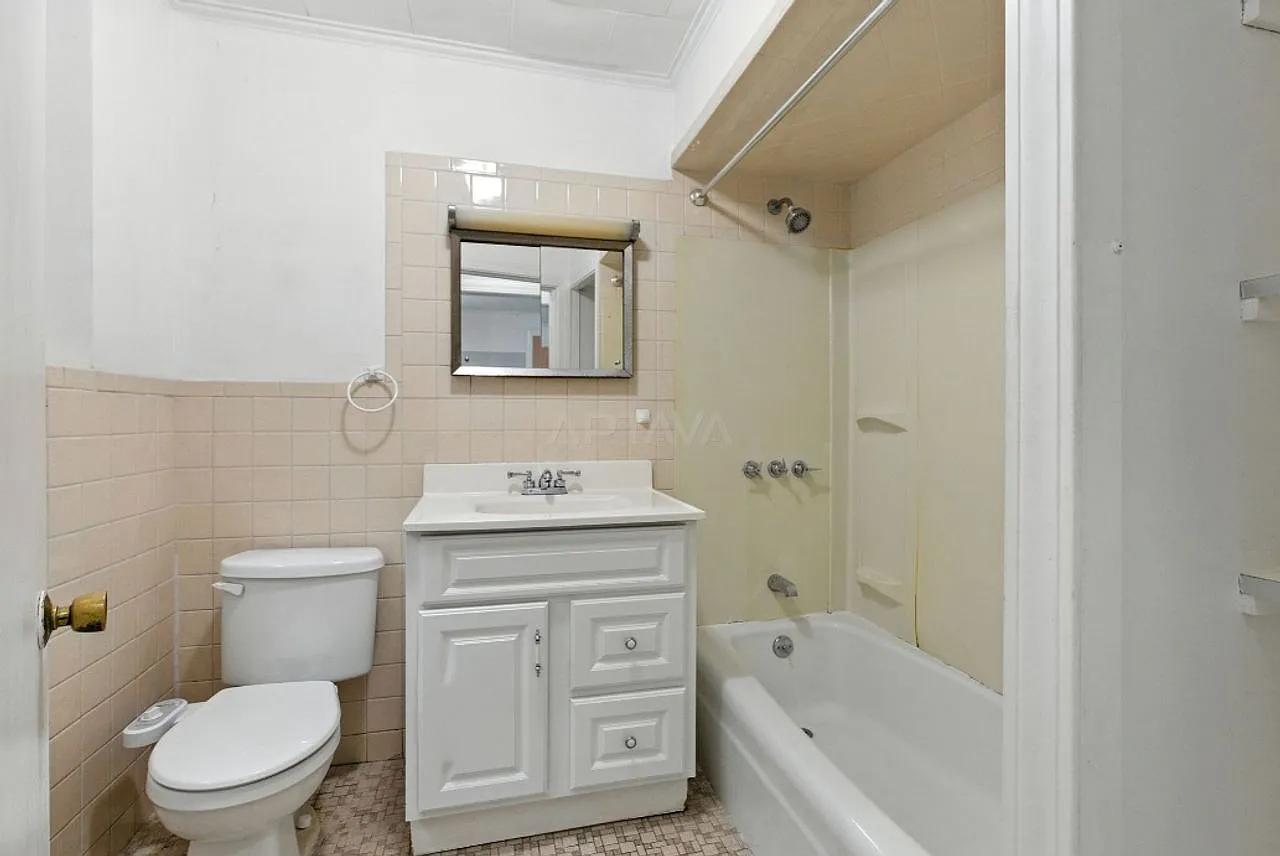 Ball Square area, 3 bedroom, 2 bathroom apartment — Photo 4