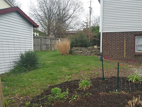 3rd image of 1313 Sequoia Dr
