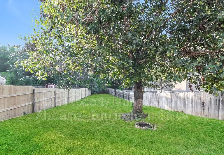 108 Flagstone Ln — Photo 19