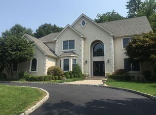 23 Longview Ct, Old Tappan, NJ 07675