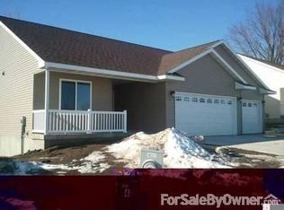 306 Cedar St, Janesville, IA 50647