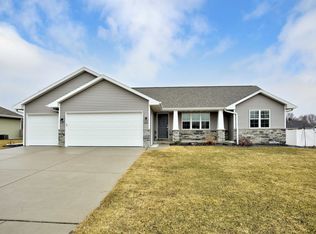 2144 Klondike Rd, Green Bay, WI 54311
