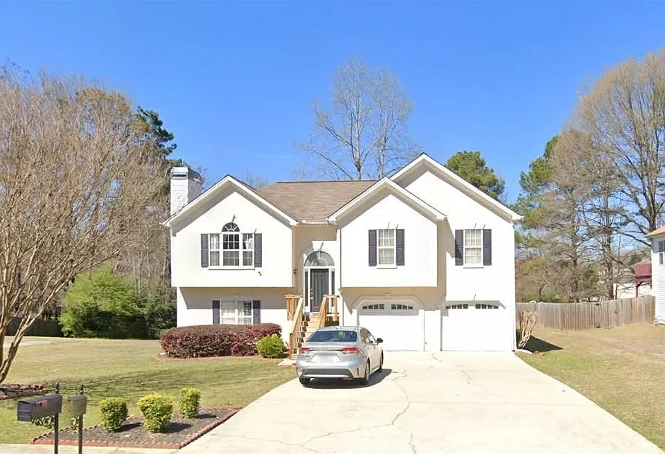 1690 Silverdale Ln