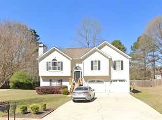 1690 Silverdale Ln, Lithia Springs, GA 30122
