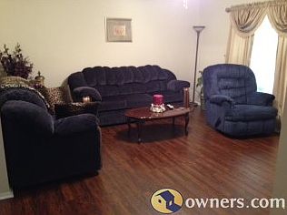 1st image of 215 Crystal Ln