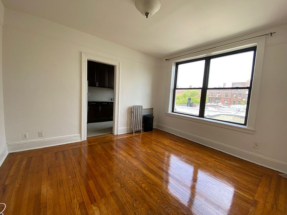 1st image of 31-14 35th St #4D