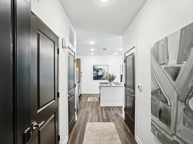 The Pullman Luxury Apartments — Photo 44