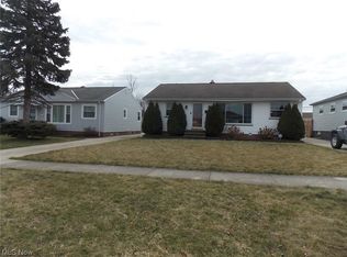 2713 Klusner Ave, Parma, OH 44134
