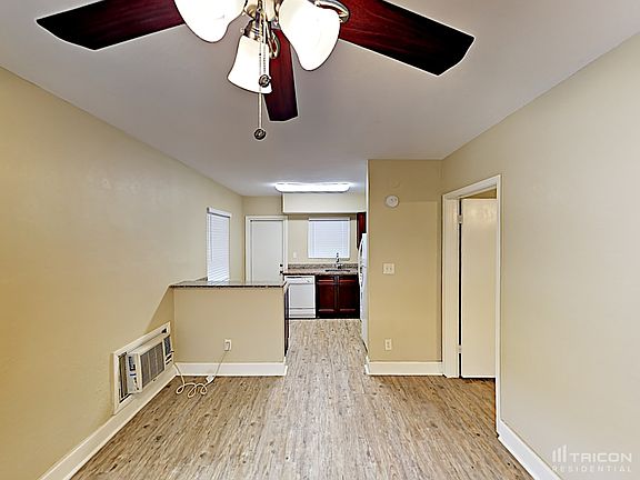 3rd image of 518 9th Ave N