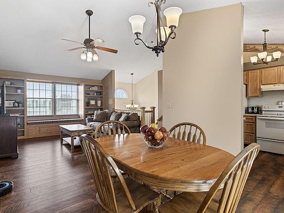 5th image of 6988 Endsleigh Dr