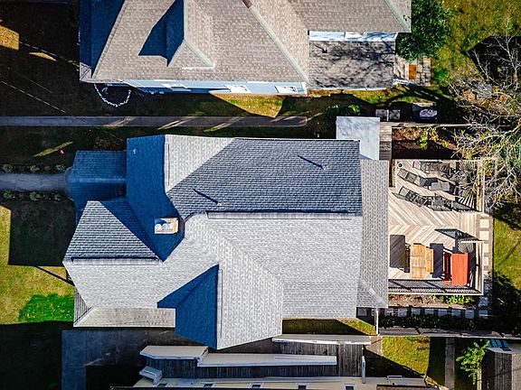 3rd image of 506 Tazewell Ave