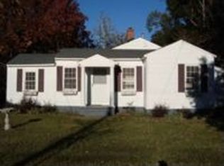 135 S 3rd St, Cochran, GA 31014