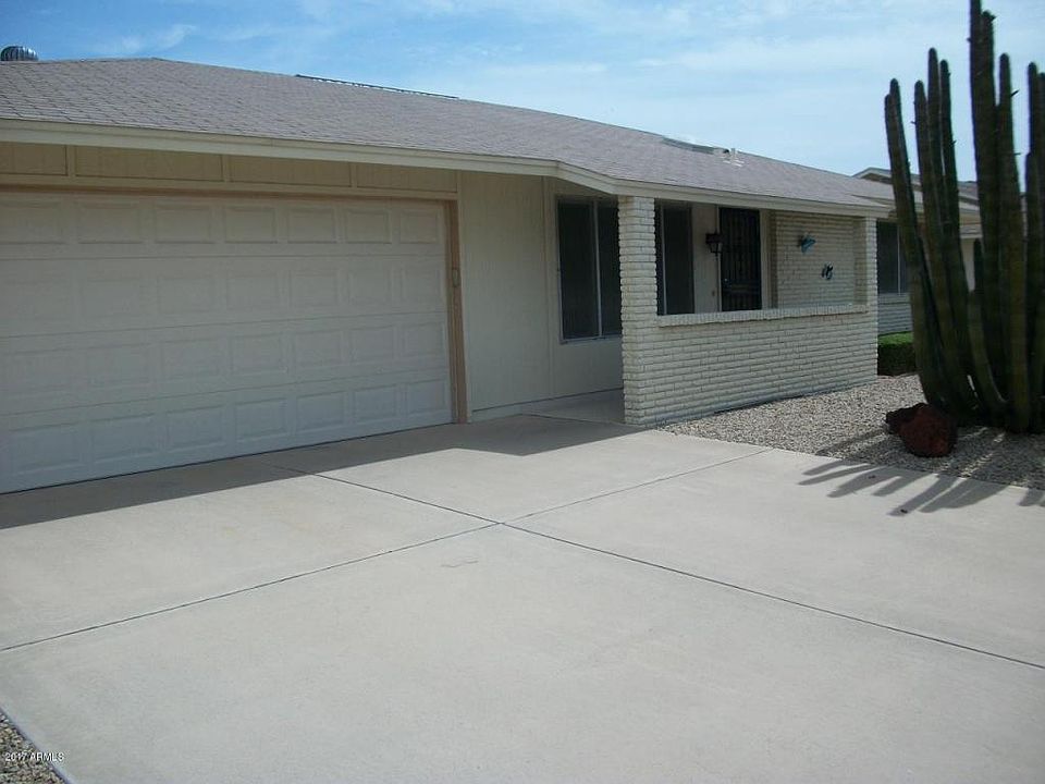 1st image of 9564 W Country Club Dr
