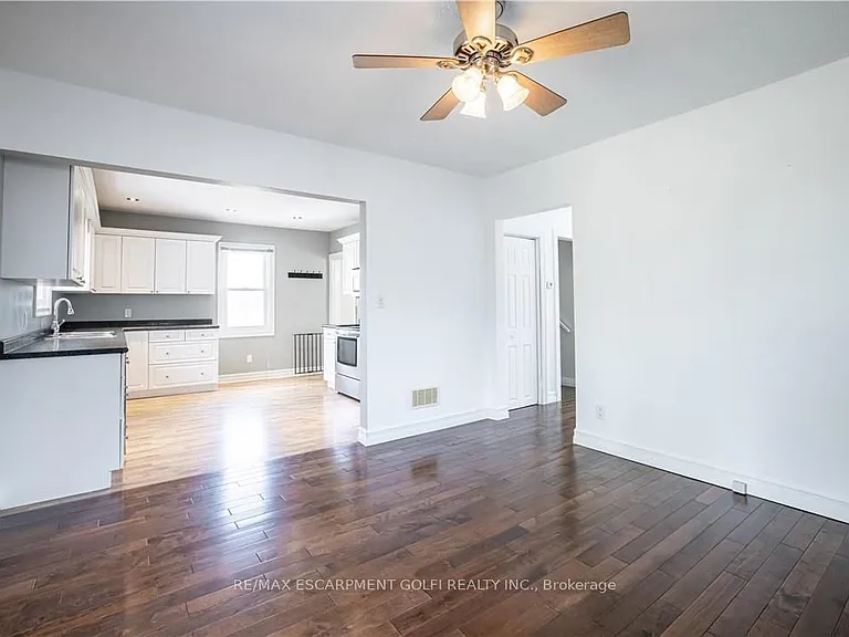 521 S Pelham Rd #UPPER — Photo 10