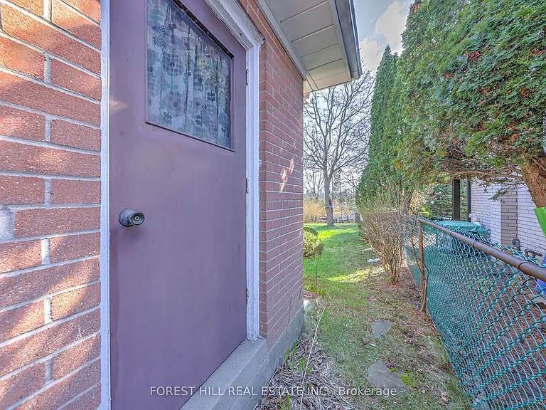 63 Hopperton Dr — Photo 21