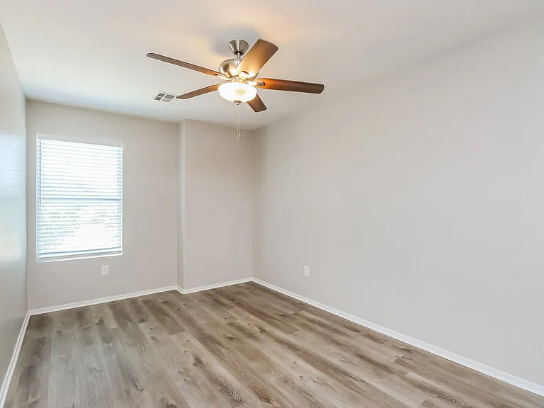 3926 W Fremont Rd — Photo 13