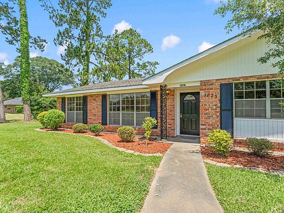 2nd image of 5823 Clematis Dr