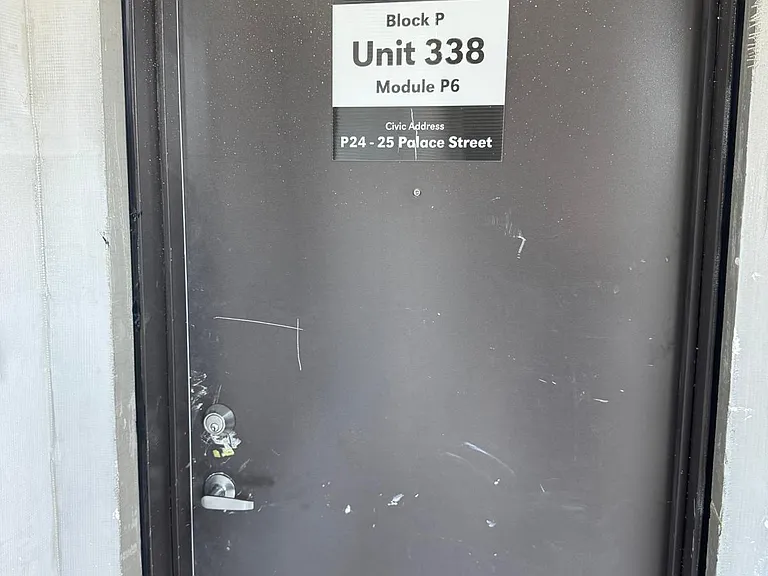 25 Palace St #P24 — Photo 10