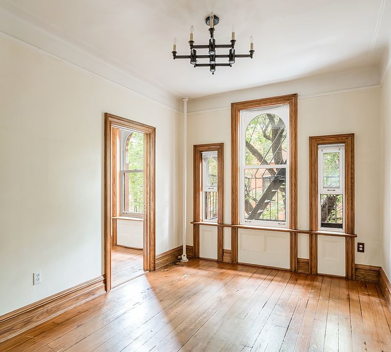 1st image of 84 Charles St APT 10
