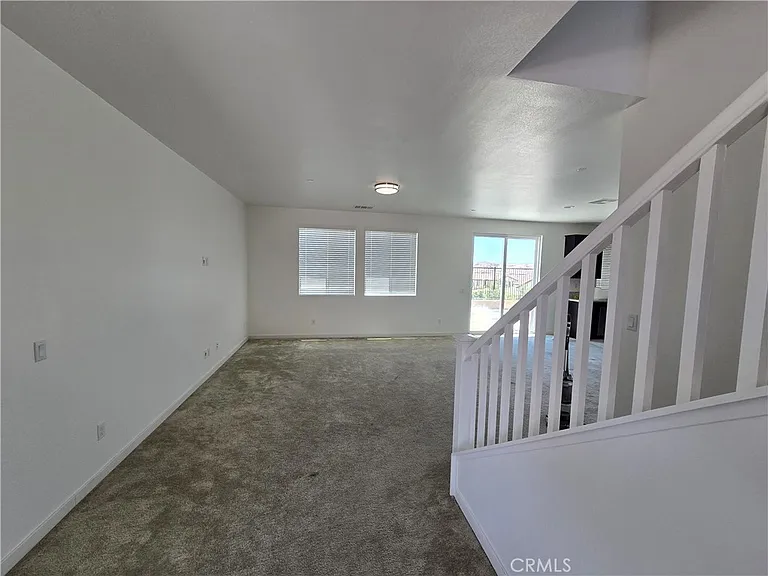 35389 Aubrey Ln — Photo 3