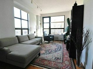 527 Lincoln Pl #301, Brooklyn, NY 11238