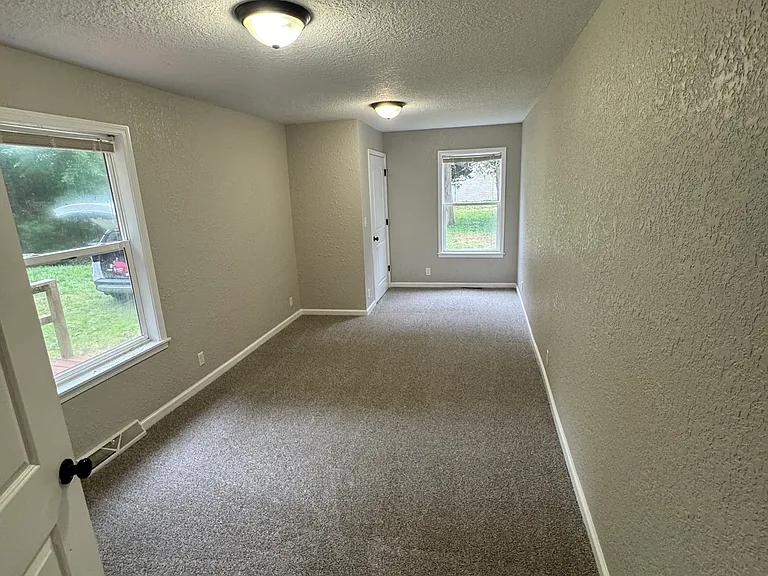 4400 Draper Rd — Photo 8