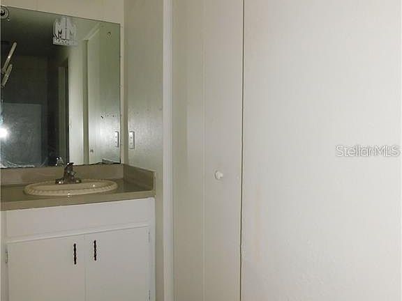 5th image of 306 Cresap St