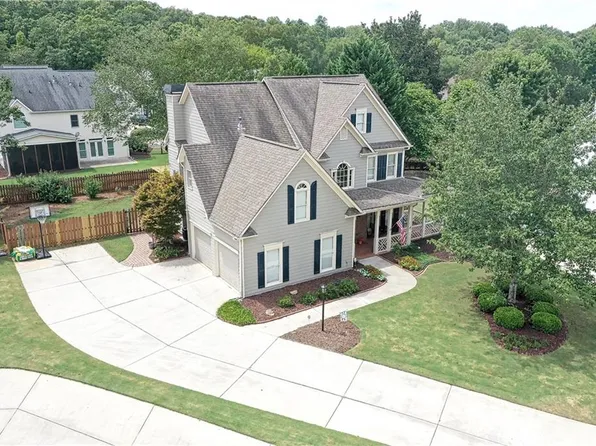 2446 Retreat Dr, Marietta, GA 30066