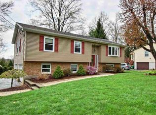 14 Winesap Ln, Wappingers Falls, NY 12590