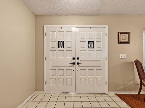 5th image of 2713 WILLOW OAKS DRIVE