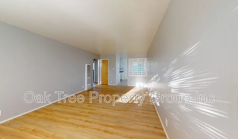 28582860 Brookdale Ave #2860-D — Photo 2