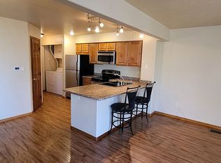 802 S Vance St APT D, Lakewood, CO 80226